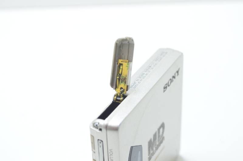 ○ 【送料無料】 SONY ソニー MZ-E55 MDウォークマン ポータブルMD