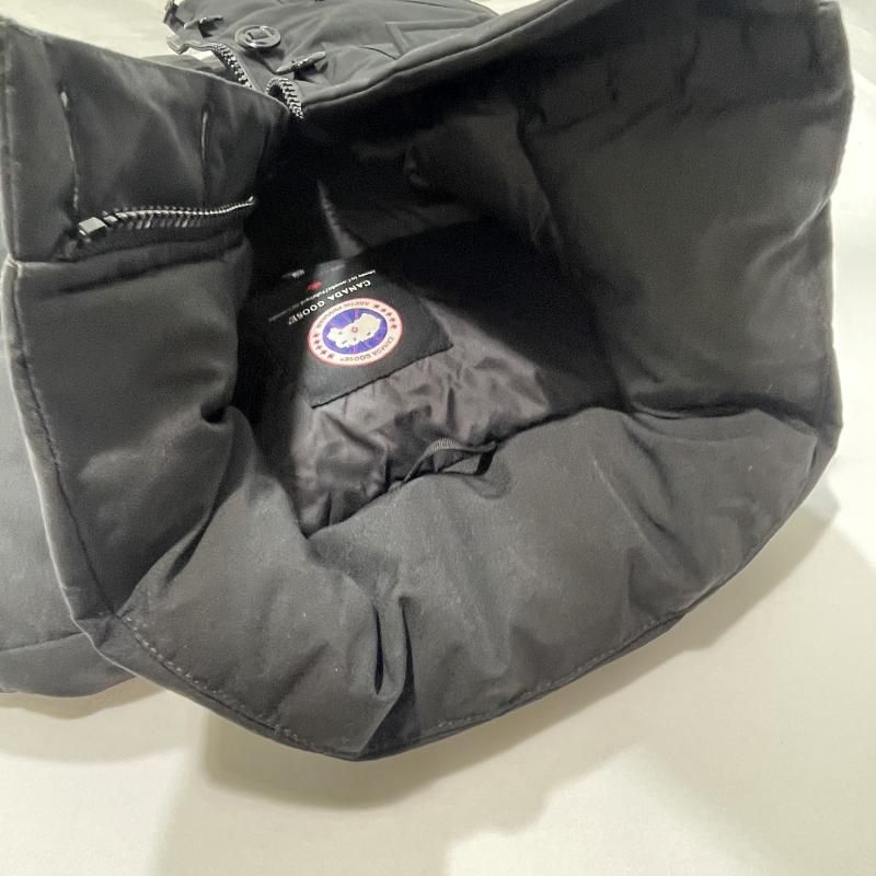 【中古】  MONTREAL VEST サイズM ブラック 3434JM[19][240019528378] 中古】CANADA GOOSE MONTREAL VEST サイズM ブラック 3434JM[19