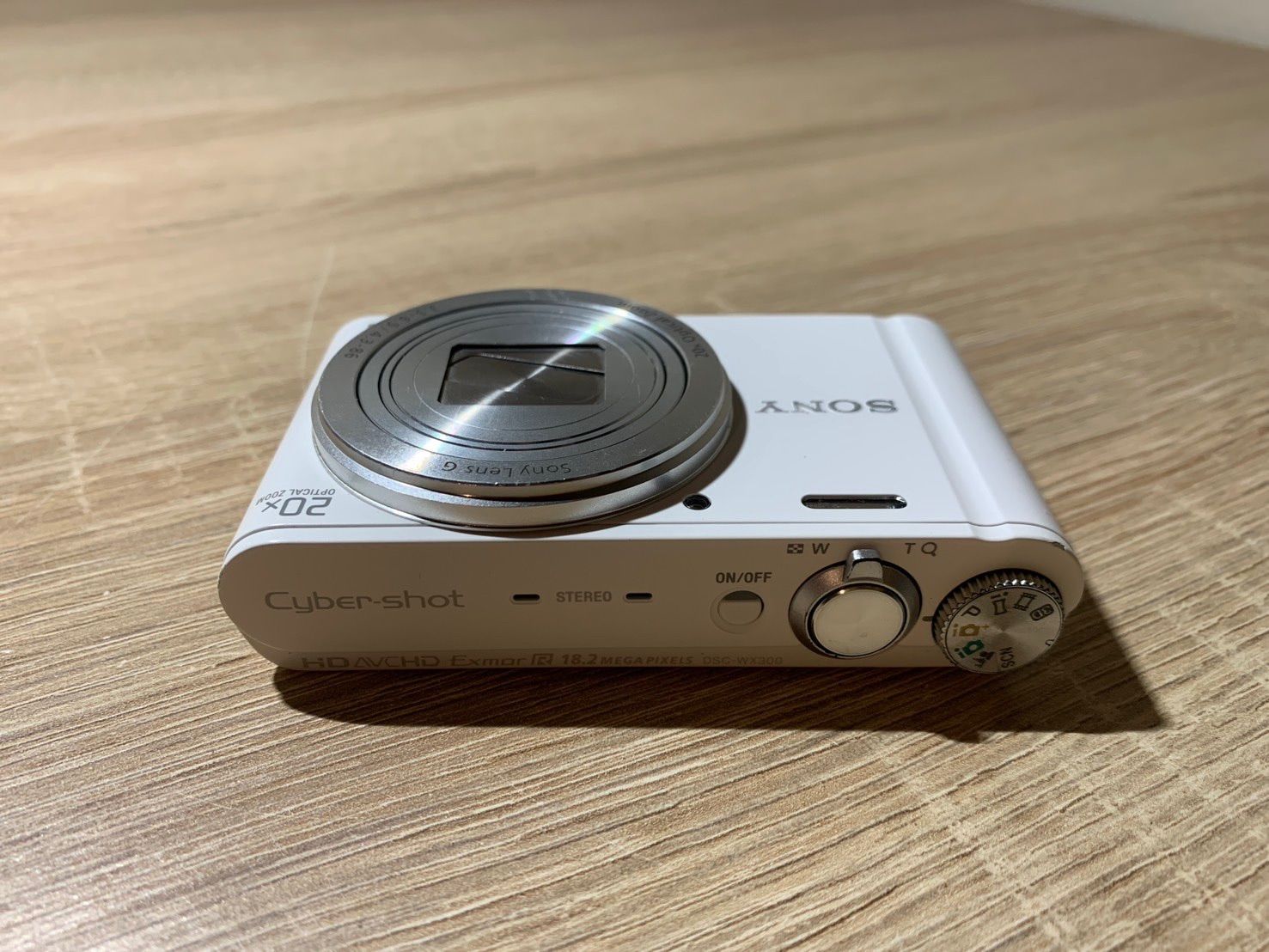 9894 Sony Cyber-shot DSC-WX300 ホワイト デジカメ ジャンク品【ネ