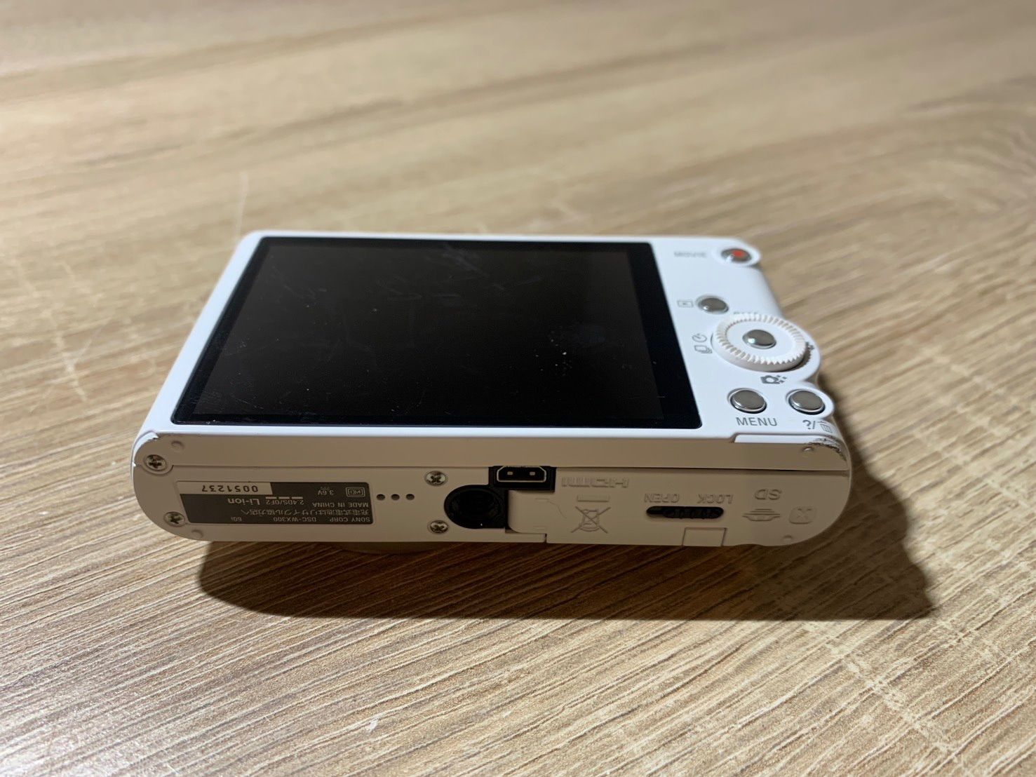 【ジャンク品】SONY DSC-WX300 ホワイト Amazon.com : Sony DSC-WX300/W 18 MP Digital Camera with 20x