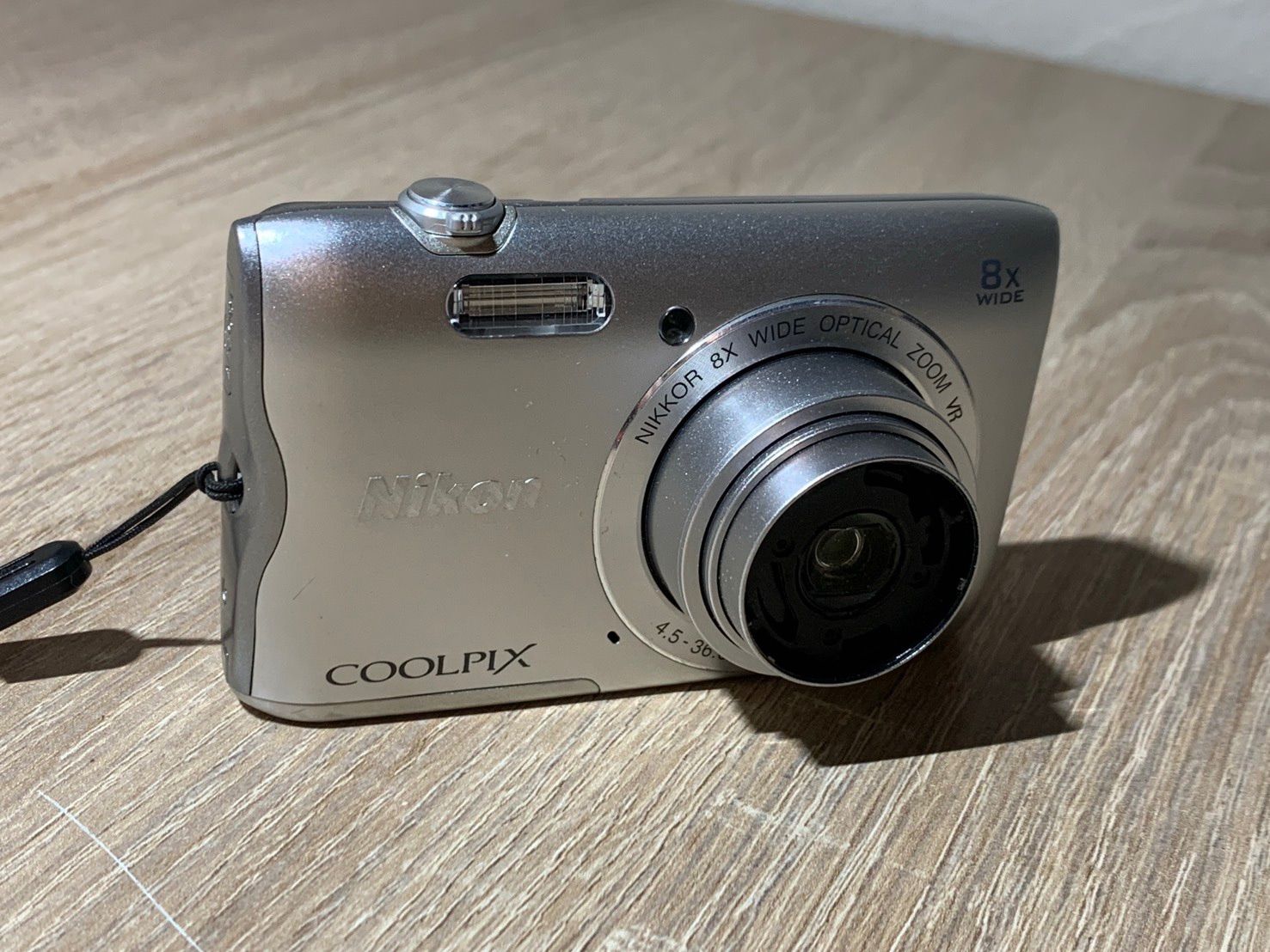9891 Nikon COOLPIX A300 シルバー デジカメ ジャンク品【宅】 - メルカリ