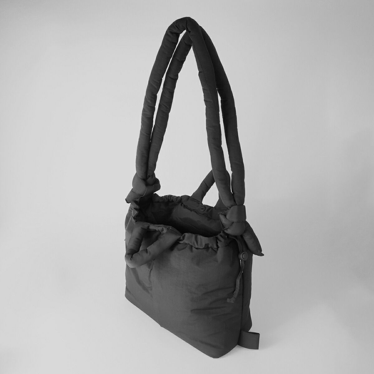 新品 オレンド OLEND ONA SOFT BAG ショルダーバッグ ブラック 4WAY 