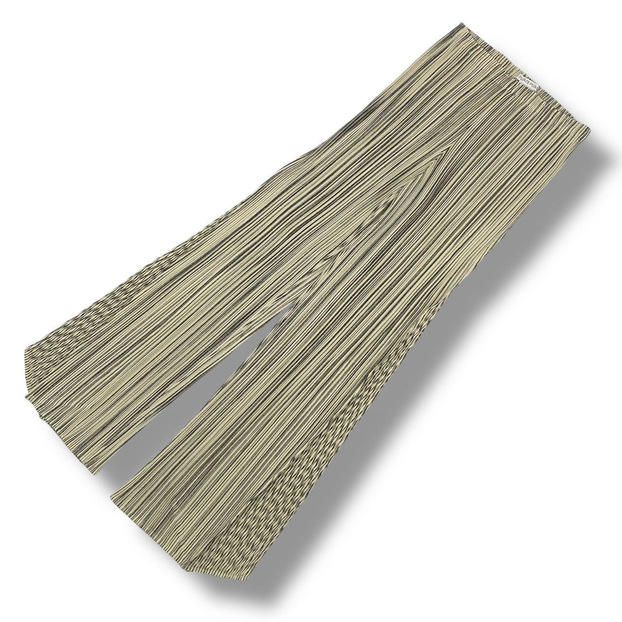 極美品 ISSEY MIYAKE イッセイミヤケ PLEATS PLEASE プリーツプリーズ 