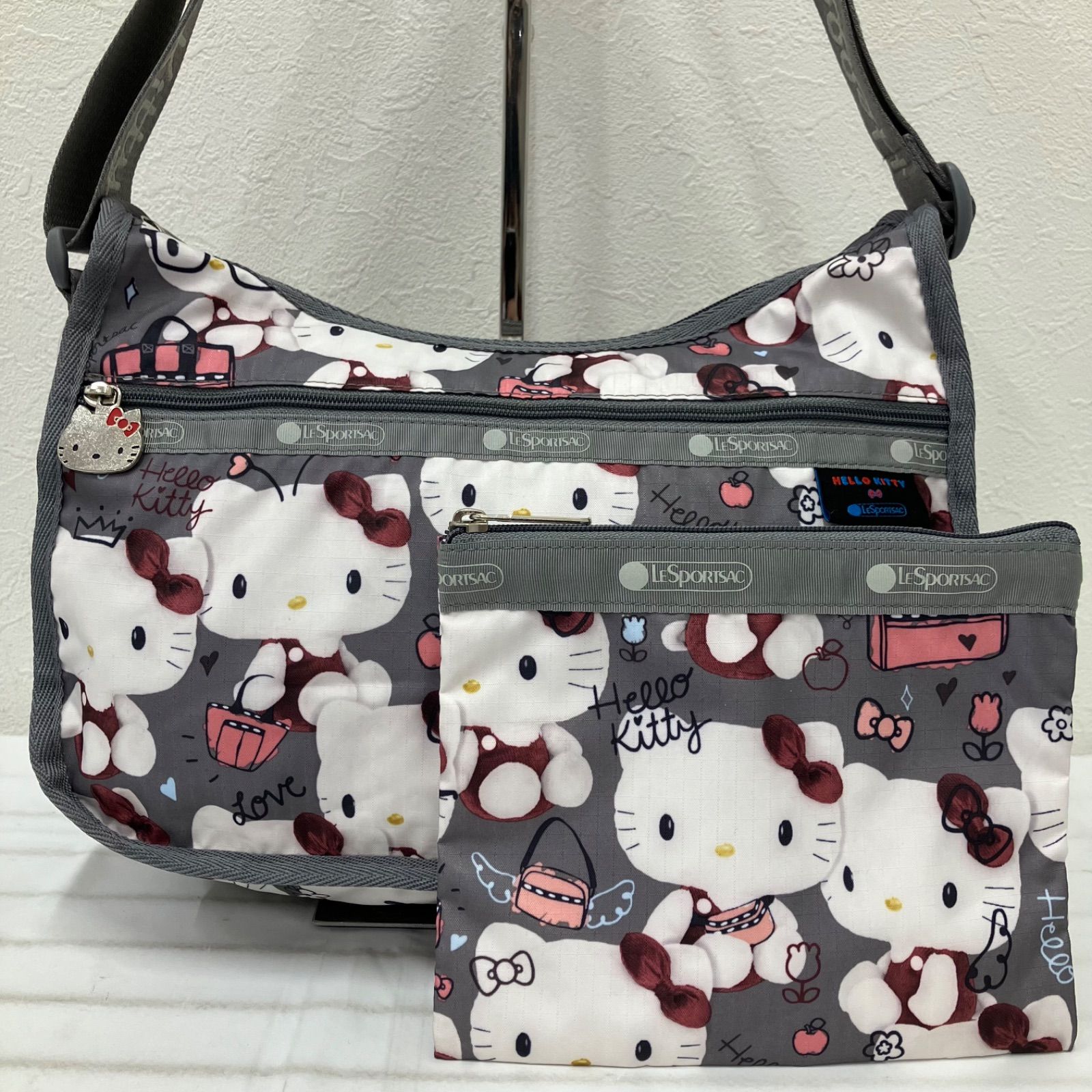 2092 LeSportsac レスポートサック ショルダーバッグ 斜めがけ 紐調節 