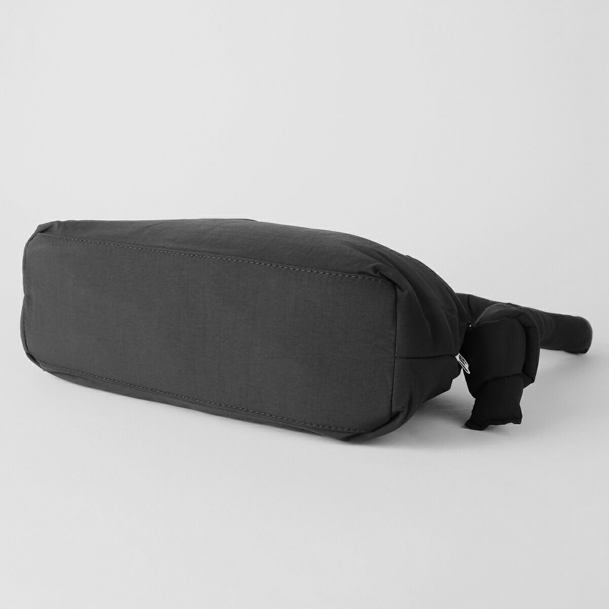 ショルダーバッグ 新品 オレンド OLEND MINIONA SOFT BAG ショルダー 