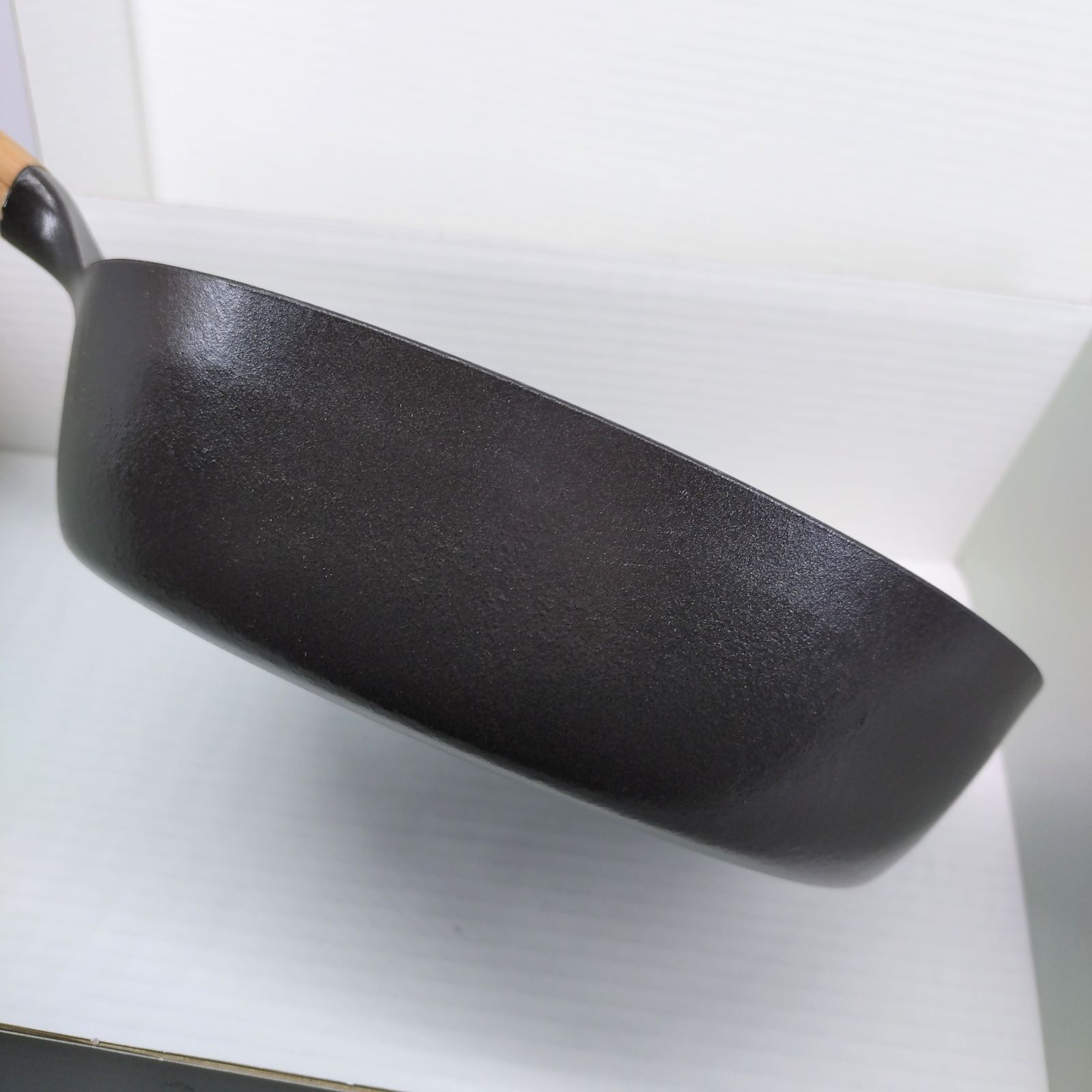 VARMICULAR バーミキュラ フライパン 24cm DEEP オーク - メルカリ