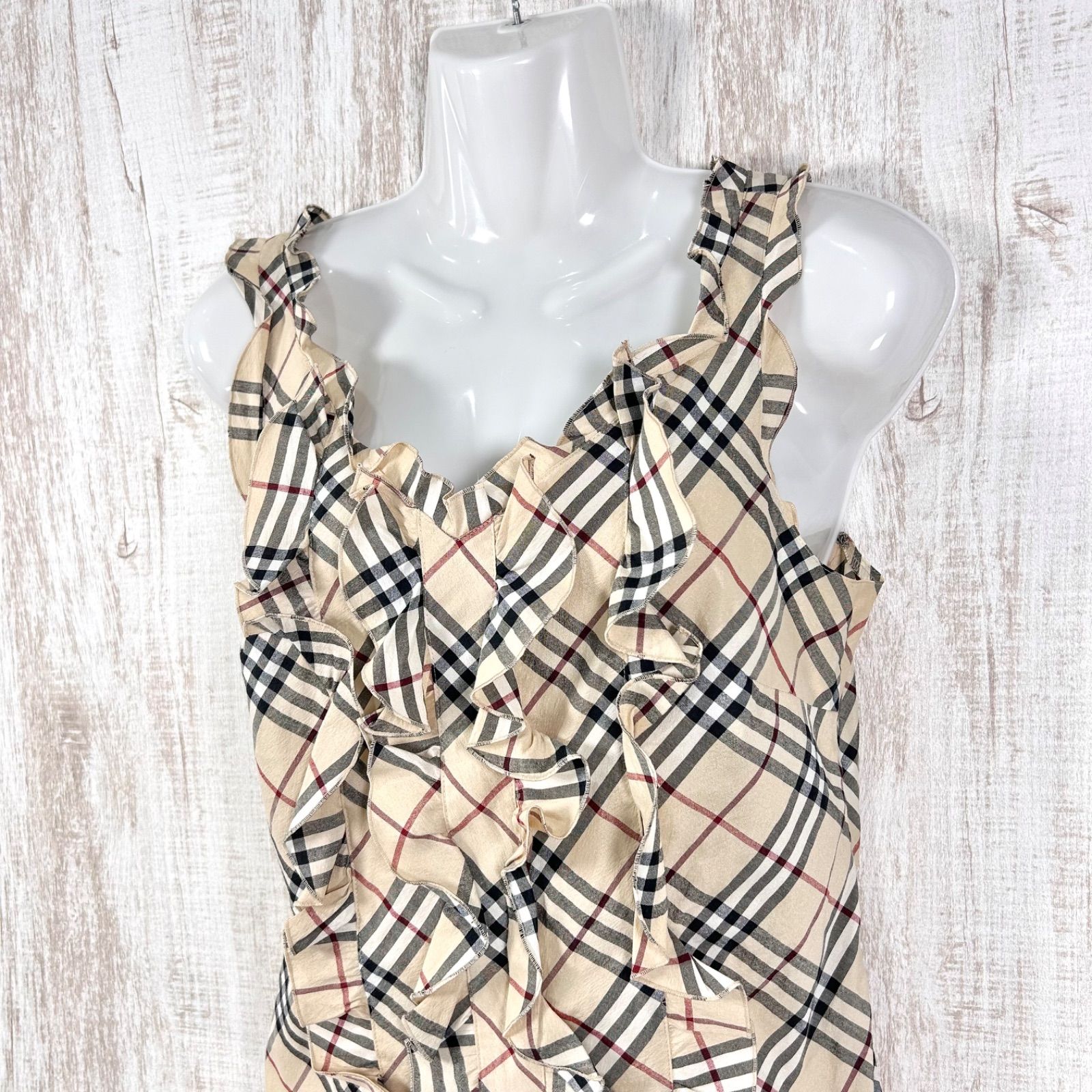 【BURBERRY】00sロゴ刺繍ノバチェック柄ストレッチタンクトップ　ベージュ 美品 00s BURBERRY BLUE LABEL バーバリーブルーレーベル ボリューム