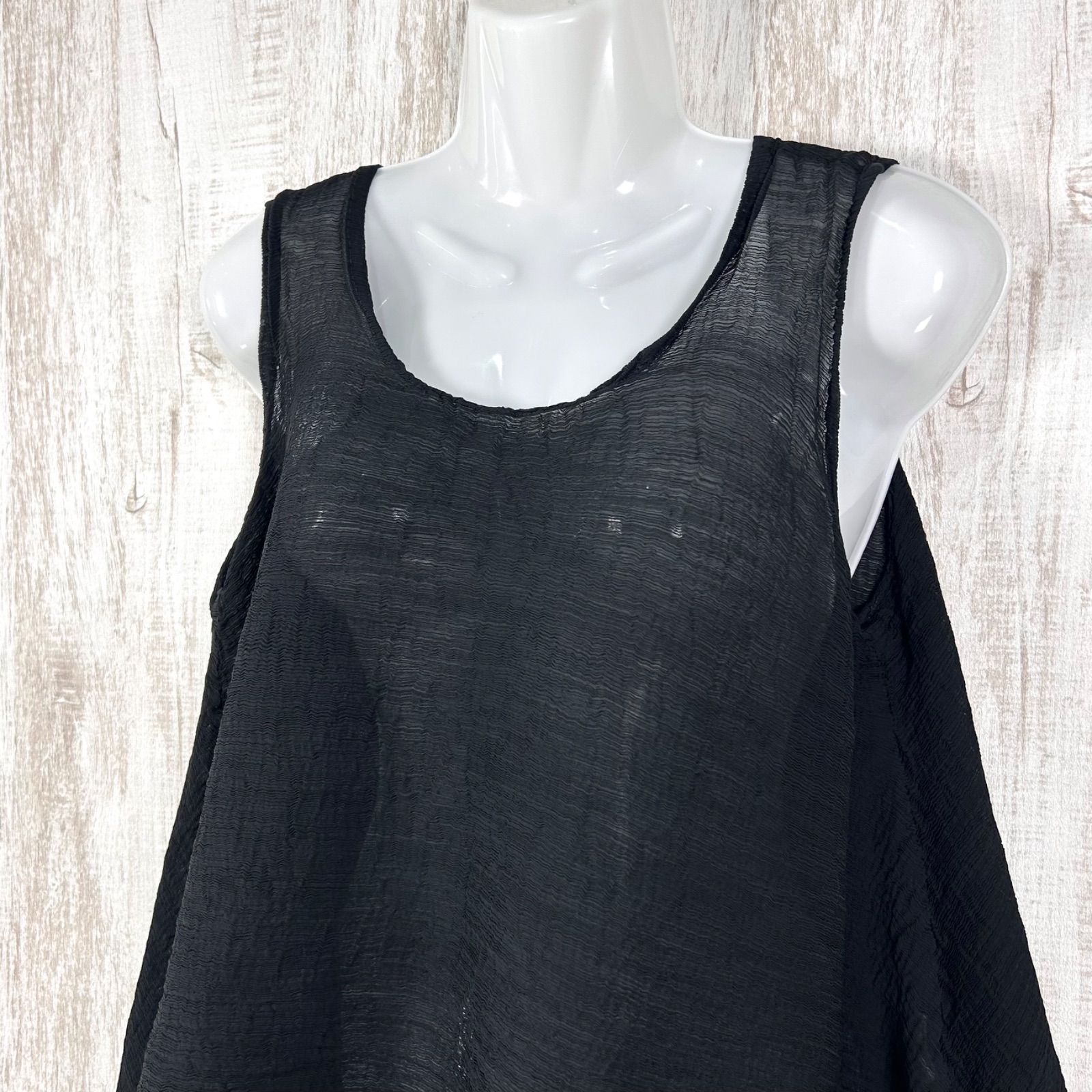 極美品✨ ミーバイイッセイミヤケ チュニック ノースリーブ フリー 美品 me by ISSEY MIYAKE ミーバイイッセイミヤケ プリーツ