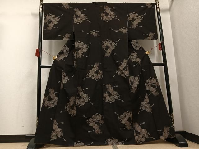 平和屋着物●本場大島紬　地空き　カタス9マルキ　唐獅子　正絹　逸品　AABH2078ph 平和屋着物○本場大島紬 9マルキ 地空き 唐獅子 正絹 逸品 BAAT0870yc