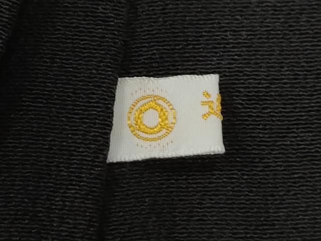 平和屋着物●創業460年・千總　黒留袖　駒刺繍　扇面飛鶴宝尽くし花唐草文　金彩　近鉄百貨店扱い　正絹　逸品　CABE2572yc 平和屋着物○創業460年・千總 黒留袖 駒刺繍 扇面飛鶴宝尽くし花唐草文