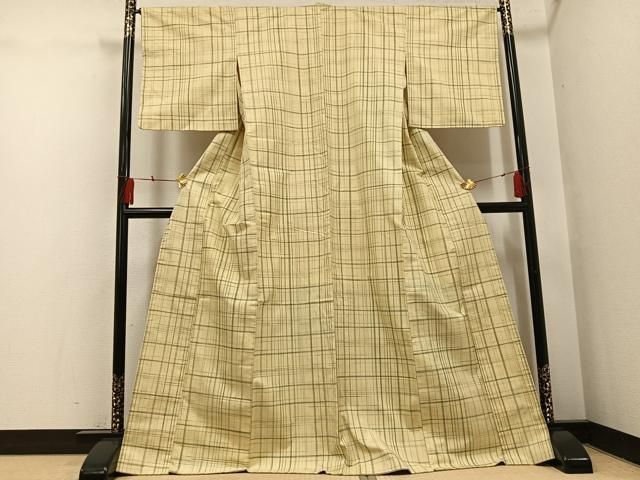 平和屋着物●上質な紬　格子　正絹　逸品　AABH4088ph 平和屋着物○上質な紬 格子 正絹 逸品 AABH4088ph - メルカリ
