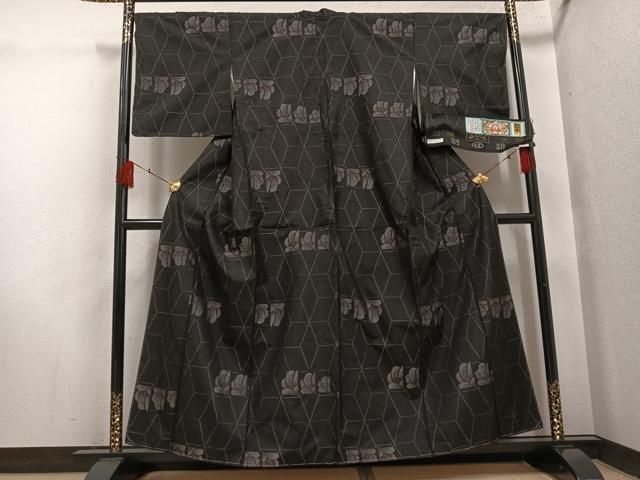平和屋着物●本場大島紬　舞花文　堀之内織物謹製　証紙付き　正絹　逸品　未使用　AABH4173ph 平和屋着物○本場大島紬 舞花文 堀之内織物謹製 証紙付き 正絹 逸品 未