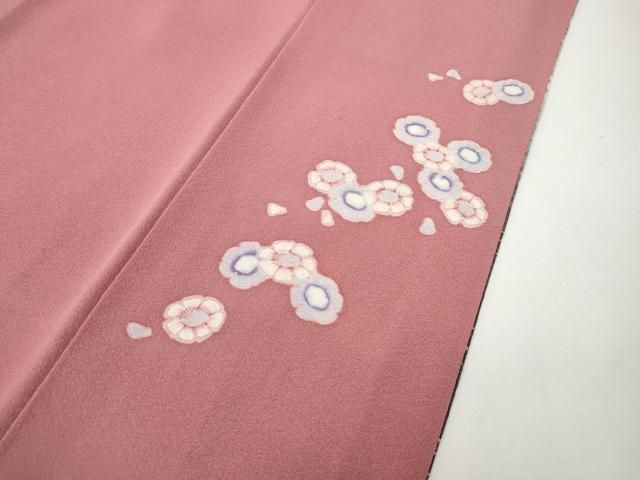 平和屋着物●吉澤友禅　豪華振袖・長襦袢セット　駒刺繍　草花尽くし　暈し染め　金通し地　正絹　逸品　CABE7038ut 平和屋着物○吉澤友禅 豪華振袖・長襦袢セット 駒刺繍 草花尽くし 暈し