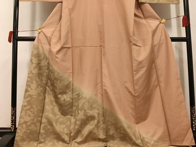 平和屋着物●本場大島紬　訪問着　刺繍　枝梅文　暈し染め　金彩　正絹　逸品　AABH5311ph 平和屋着物○本場大島紬 訪問着 刺繍 枝梅文 暈し染め 金彩 正絹 逸品