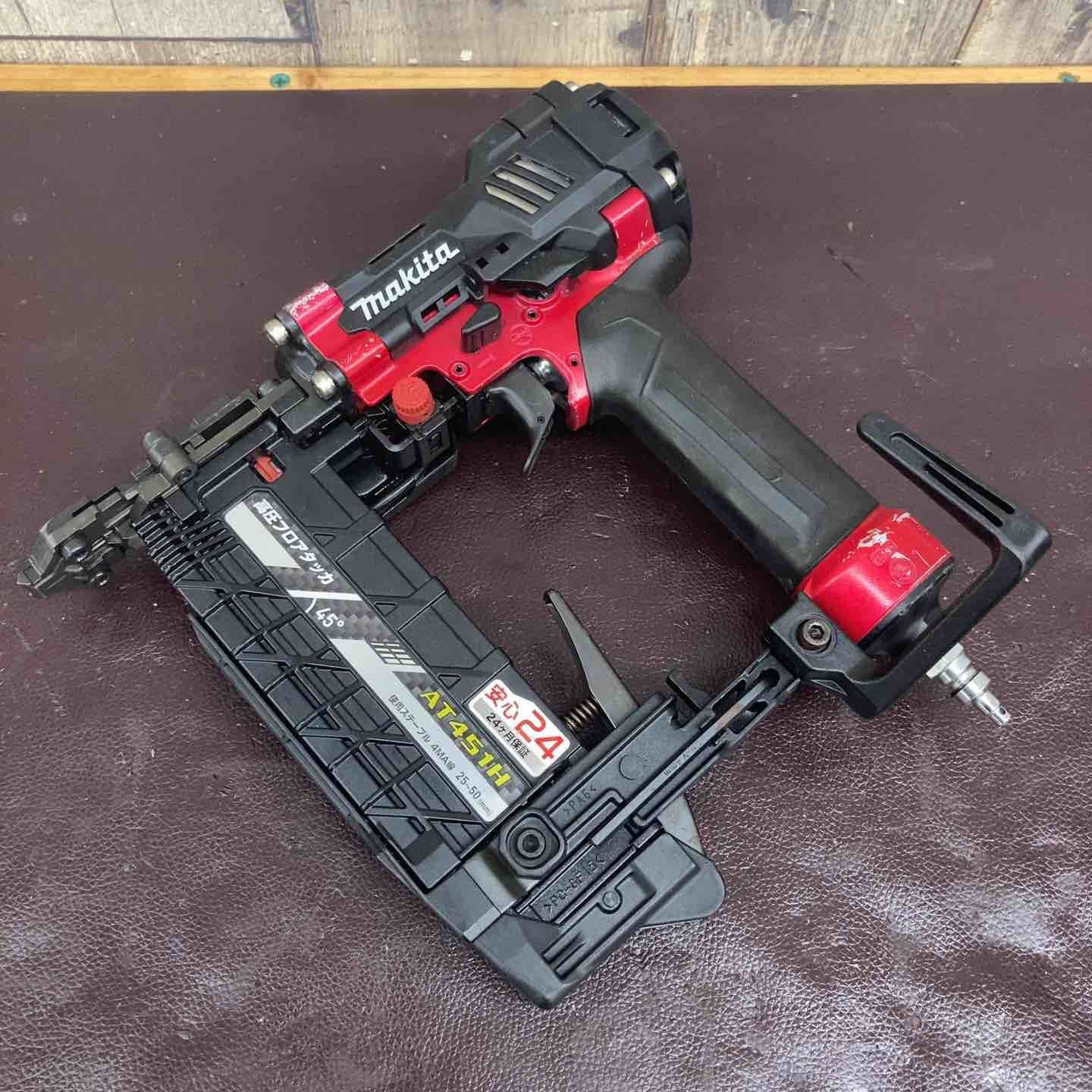 【中古品】★マキタ(makita) 高圧フロアタッカ AT451H【東大和店】