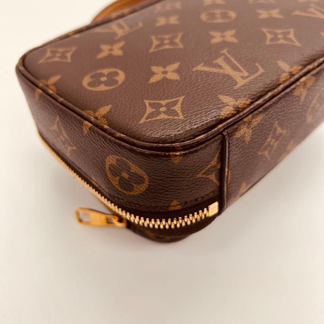 Louis Vuitton モノグラム ボディバッグ ルイヴィトン ユーティリティクロスボディバッグ モノグラム