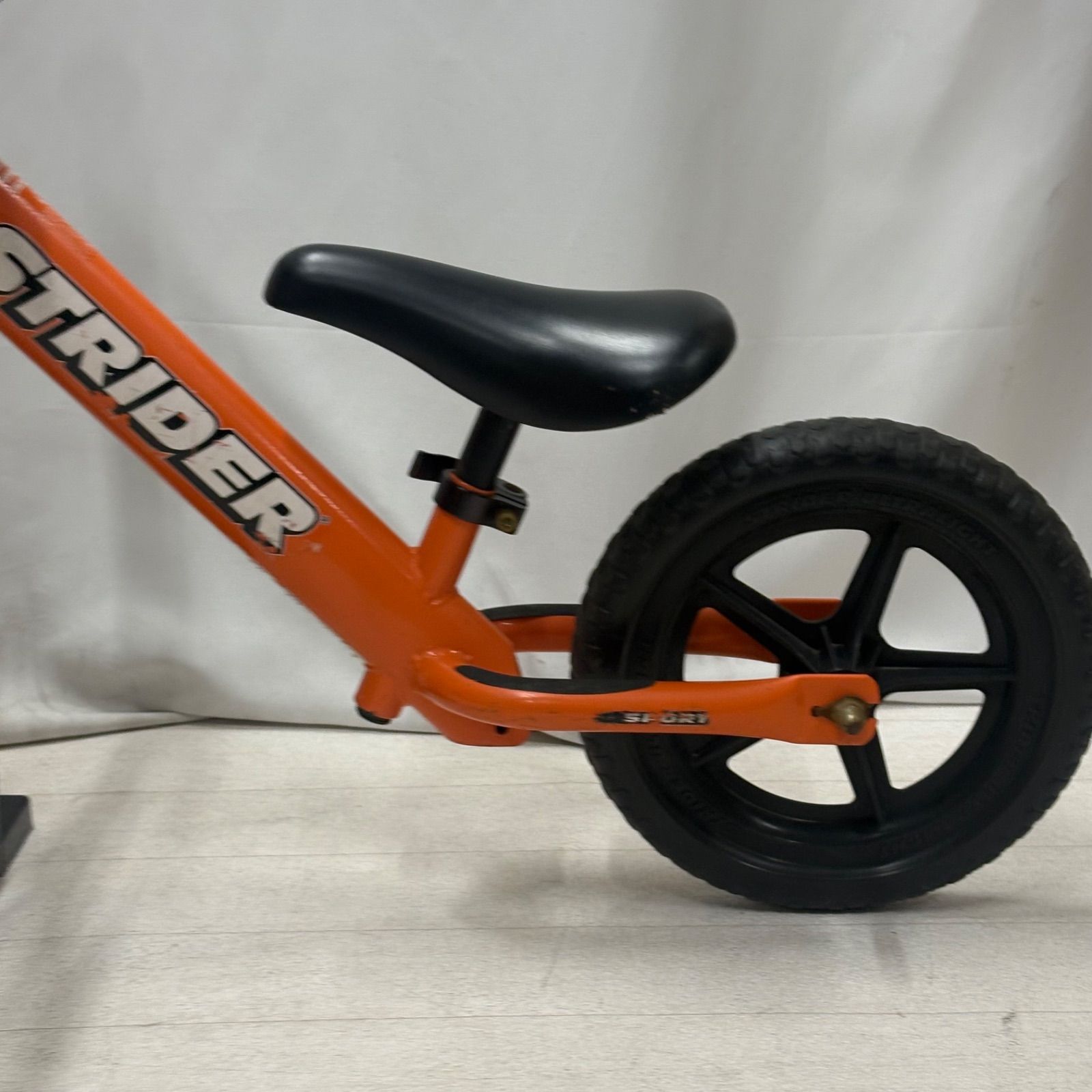 ストライダー スポーツ STRIDER 12インチ オレンジ 日本正規品 ソフト
