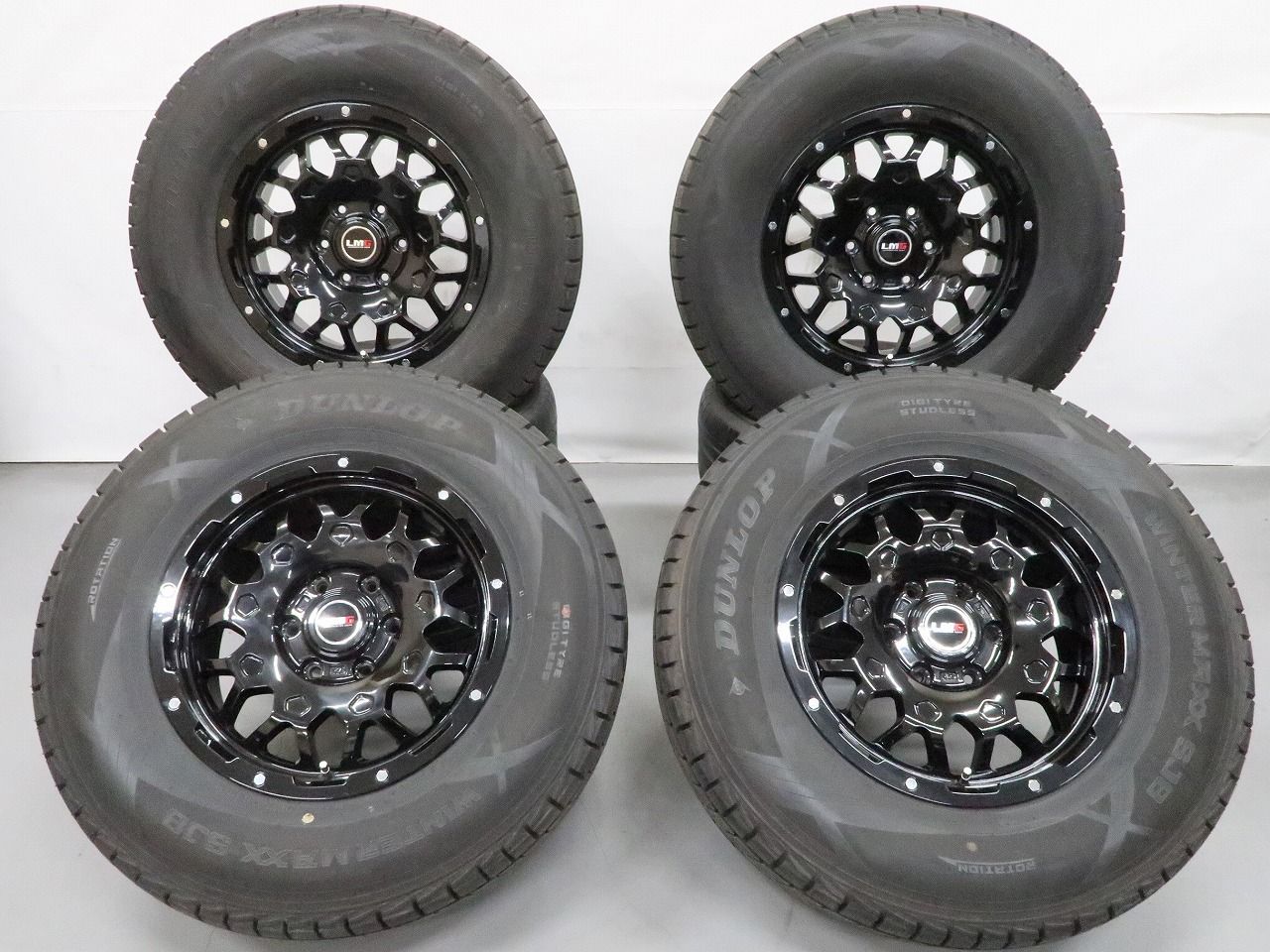 FJクルーザー 等に 4本 LMG 17インチ 7.5J +25 6H 139.7 スタッドレス