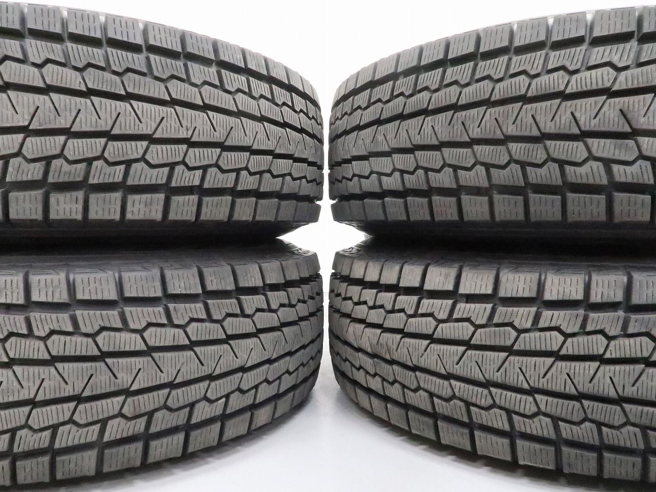 【YOKOHAMA ice GUARD G075 265/70R17】スタッドレス【トヨタ FJクルーザー 純正ホイール 17インチ 7.5J6HPCD139.7】2017年製　(VTL475)クレジットカード QRコード決済可能 YOKOHAMA ice GUARD G075 265/70R17】スタッドレス【トヨタ FJ