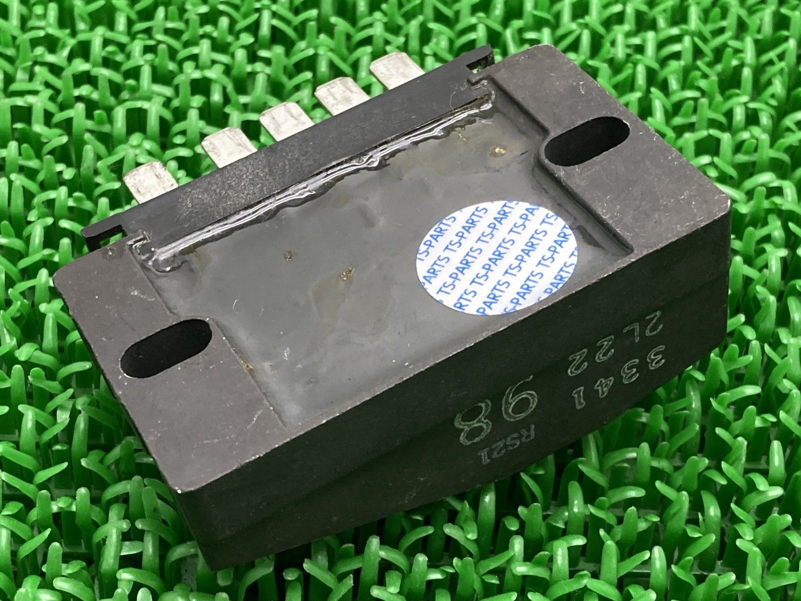 GSX400FW レギュレター スズキ 純正 中古 バイク 部品 GK71A レギュレター レクチファイア 機能的問題なし 激レア 車検 Genuine Bw GSX400FW レギュレター スズキ 純正 中古 バイク 部品 GK71A