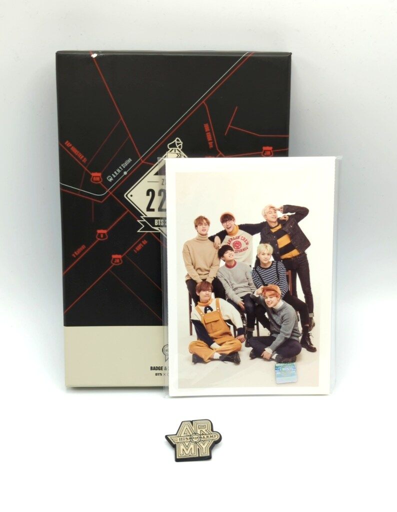 タレントグッズ BTS 2016 ZIP CODE 22920 2ND MUSTER BADGE&POSTCARD SET
