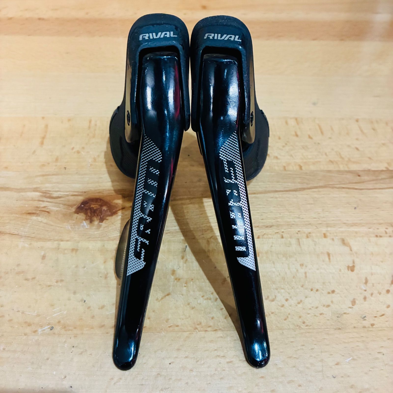 【中古品】 SRAM RIVAL1 1×11s ダブルタップ レバースラム ライバル 11速 グラベル ロード シクロ フロントシングル フード新品 即発送