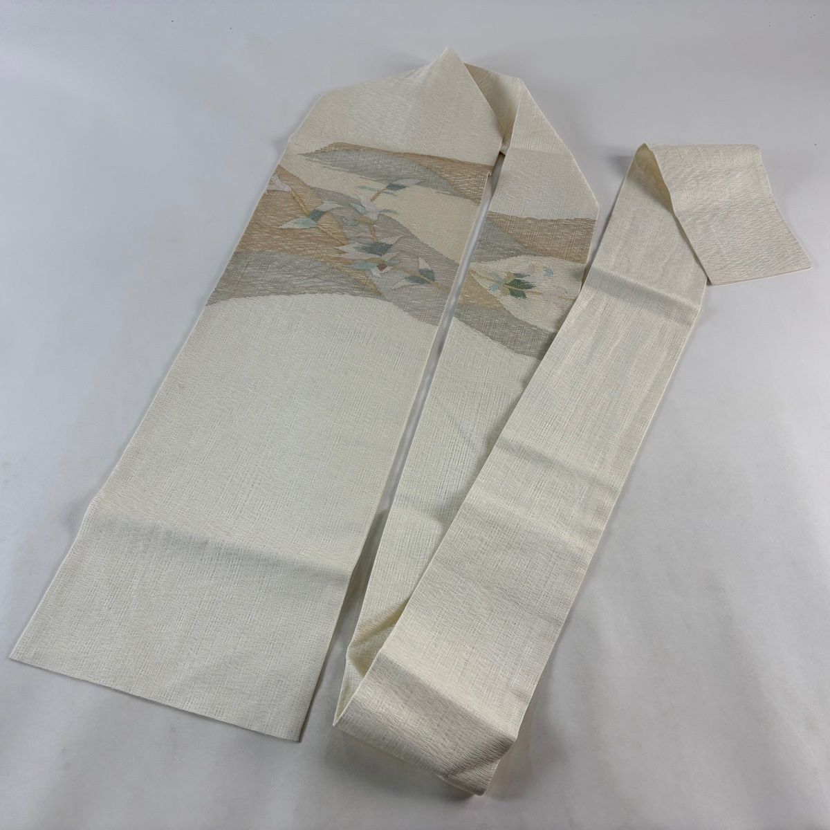 名古屋帯 秀品 夏帯 枝花 幾何学模様 金銀糸 クリーム 正絹 【中古
