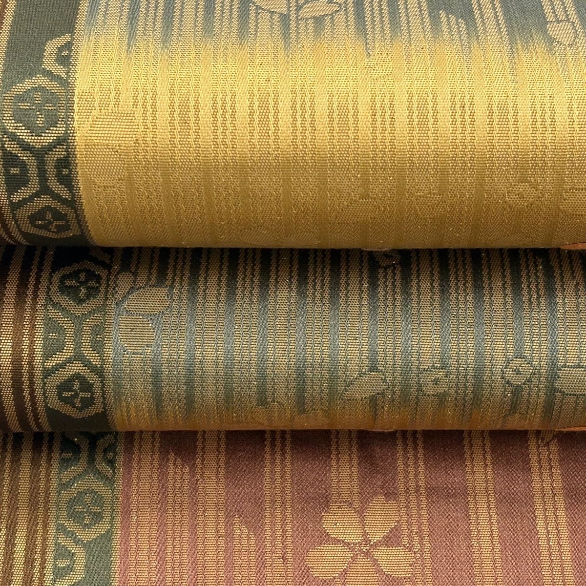 美品】 袋帯 秀品 桜 雪芝 金糸 刺繍 茶色 六通 正絹 【中古】 - メルカリ