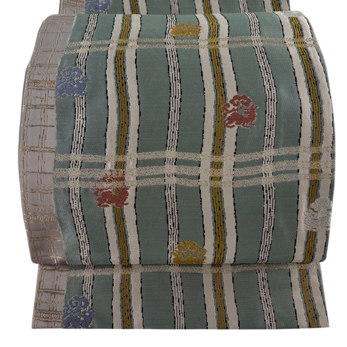 袋帯 秀品 六通 正絹 【中古】 美品】 袋帯 秀品 六通 正絹 【中古】の通販 by バイセル ラクマ店｜ラクマ