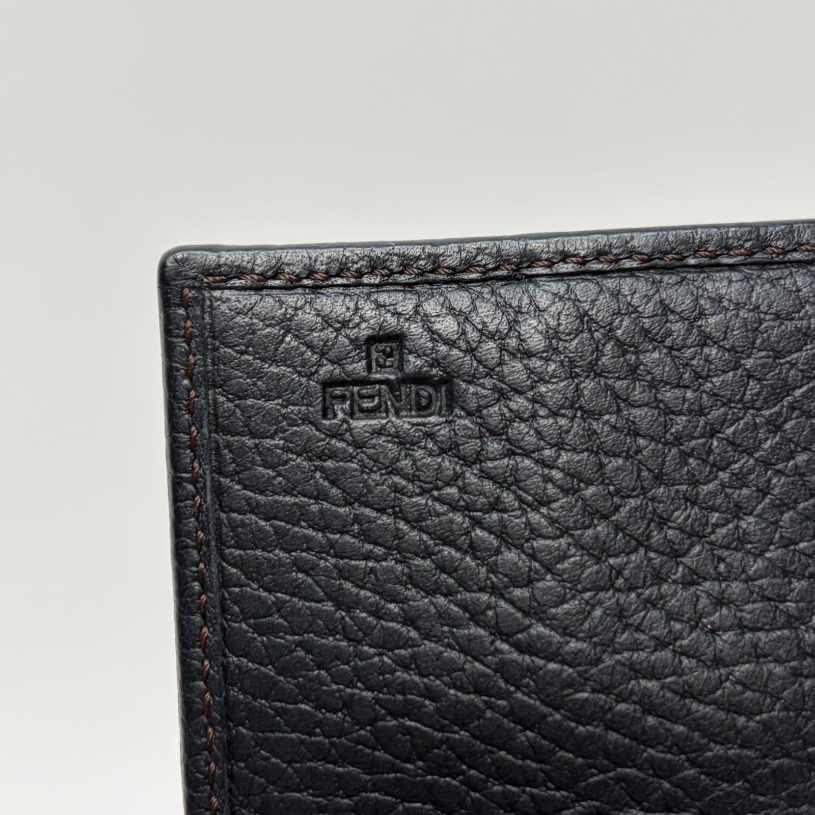 4076 FENDI フェンディ 長財布 ズッカ柄 ブラック フラップ 