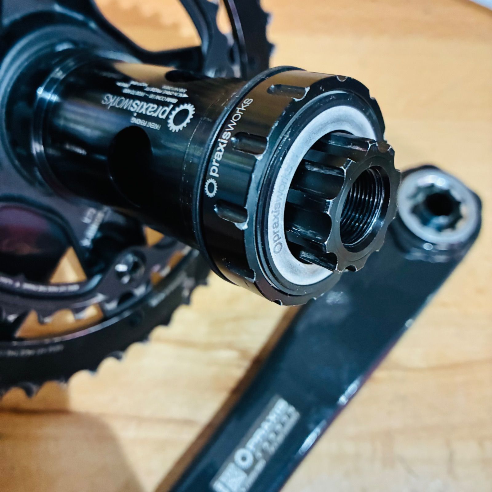 FSA BB30カーボンクランク & praxis works チェーンリング PRAXIS WORKS プラクシスワークス ZAYANTE CARBON DM M30 ROAD CRANK