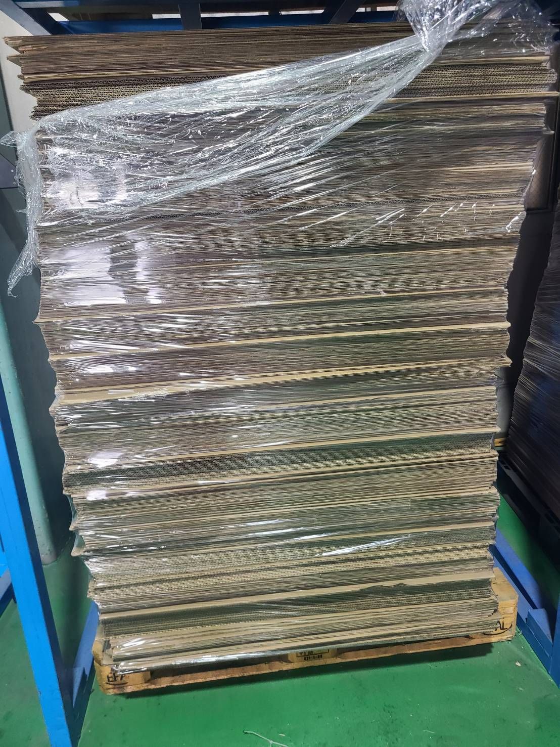 板段ボール ダンボールシート 【100枚】 1000×1000mm 厚さ3mm シングル 