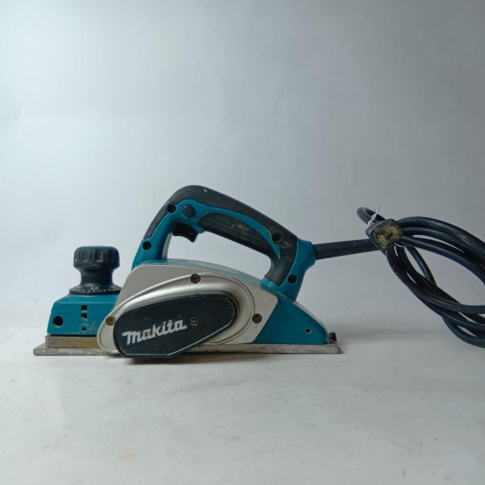 マキタ（makita） KP0800A カンナ【リライズ野田愛宕店】【店頭取引限定】【中古品】1点限り早い者勝ち！ マキタ KP0800A カンナ【リライズ野田愛宕店】【店頭取引限定