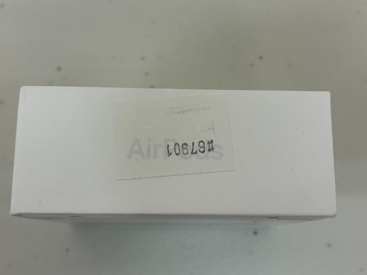 1E205-67901 未開封品 アップル エアポッズ Apple AirPods 4（第4世代 
