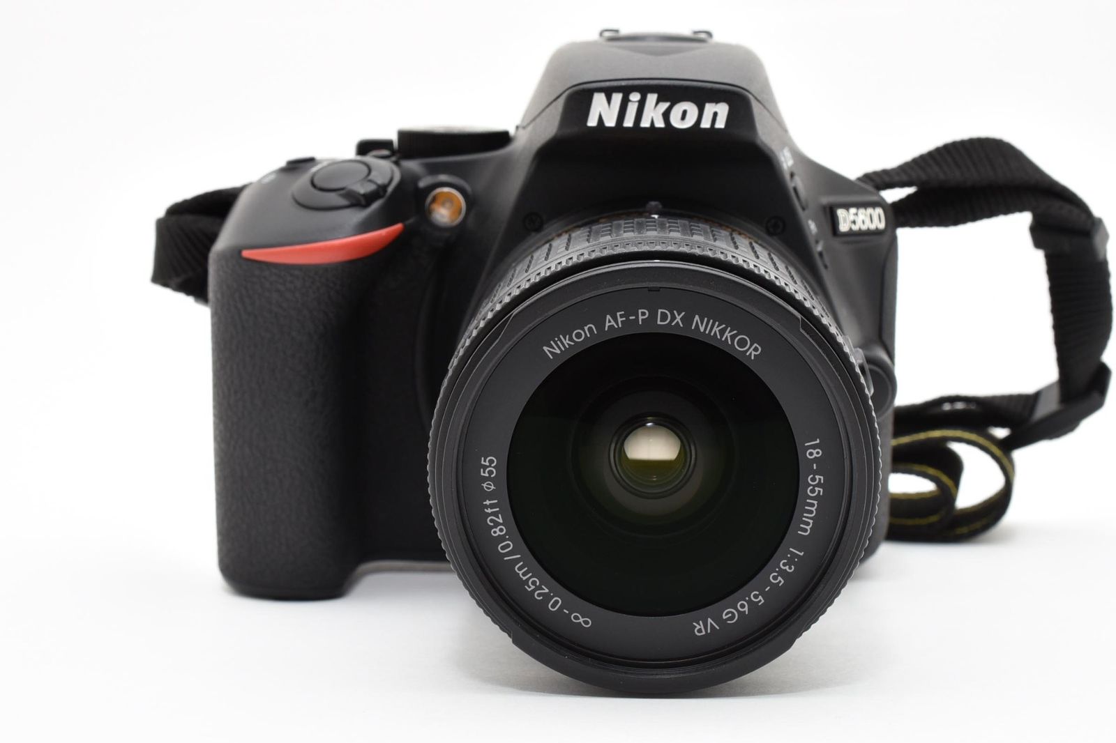 実用美品】Nikon ニコン D5600 シャッター数2077枚と少ない / AF-P 実用美品】Nikon ニコン D5600 シャッター数2077枚と少ない / AF-P
