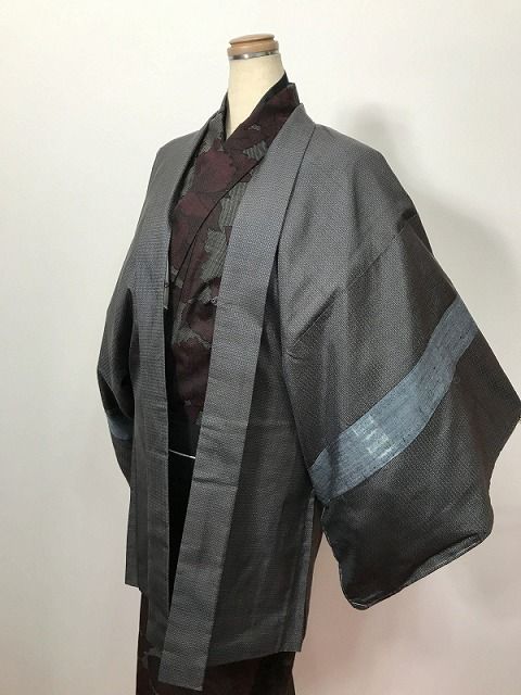 【中古】 2Lサイズ 羽織 リメイク男物 正絹 黒地に蚊絣文様 袖継ぎ 福服特製