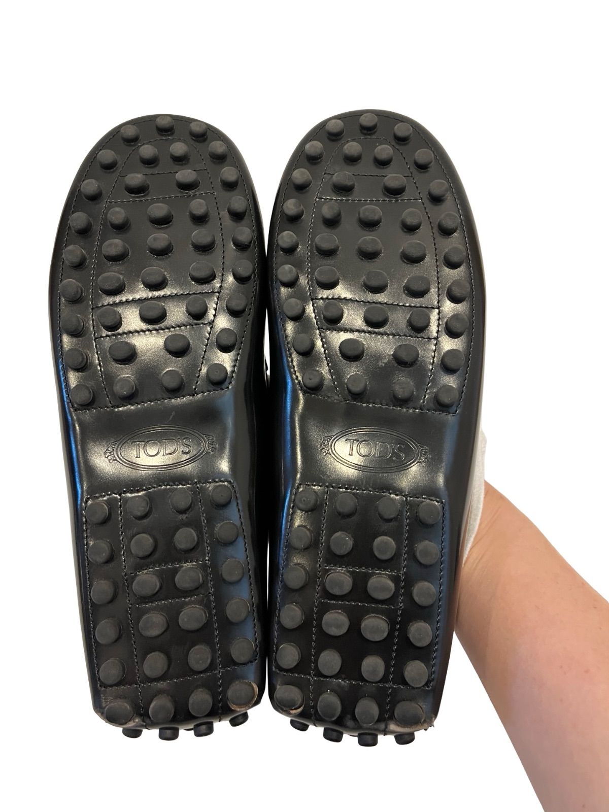 TOD'S トッズ ドライビングシューズ ローファー エナメル ブラック