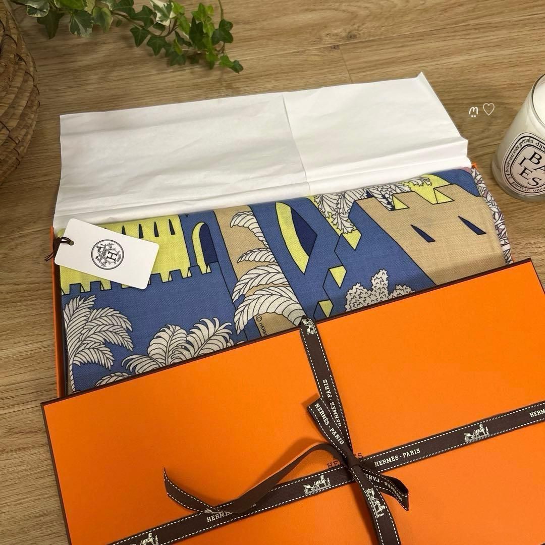 新品 今季新作HERMESエルメス カレ140ジェアン 四の風が吹く城 