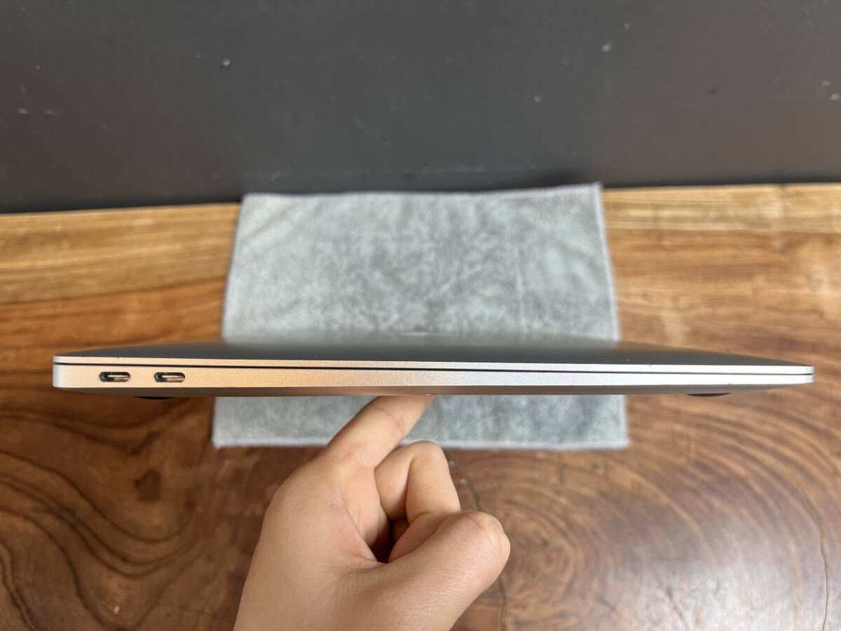 美品 MacBook Air M1 16GB 256GB Win11 Office2024 - メルカリ
