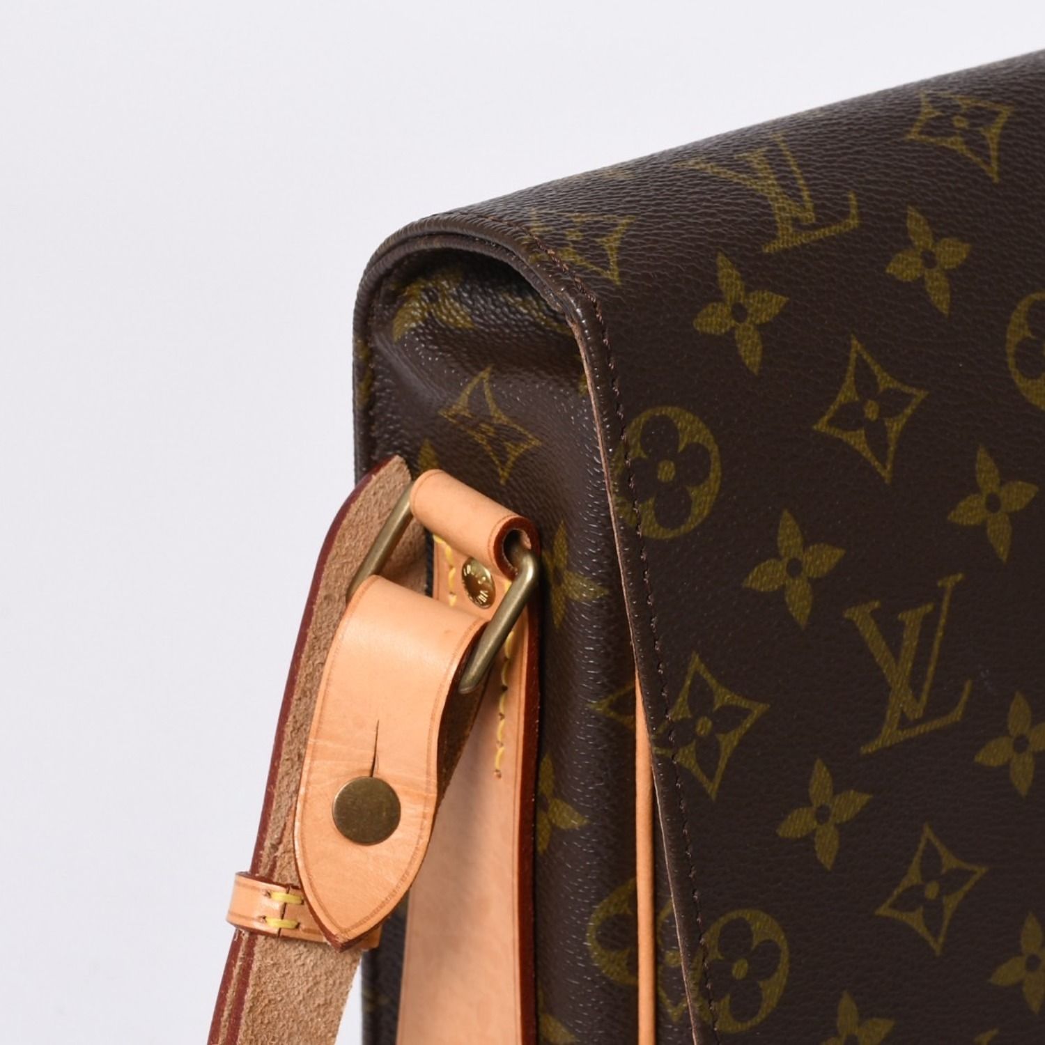 LOUIS VUITTON ルイヴィトン カルトシエールGM ショルダーバッグ M51252 モノグラムキャンバス ブラウン 美品 中古 4a000863 LOUIS VUITTON（ルイ・ヴィトン） カルトシエールGM モノグラム
