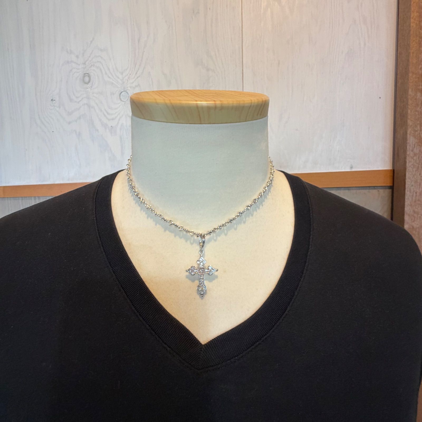 美品 ネックレス ゴシッククロス ローリーロドキン/Loree Rodkin 