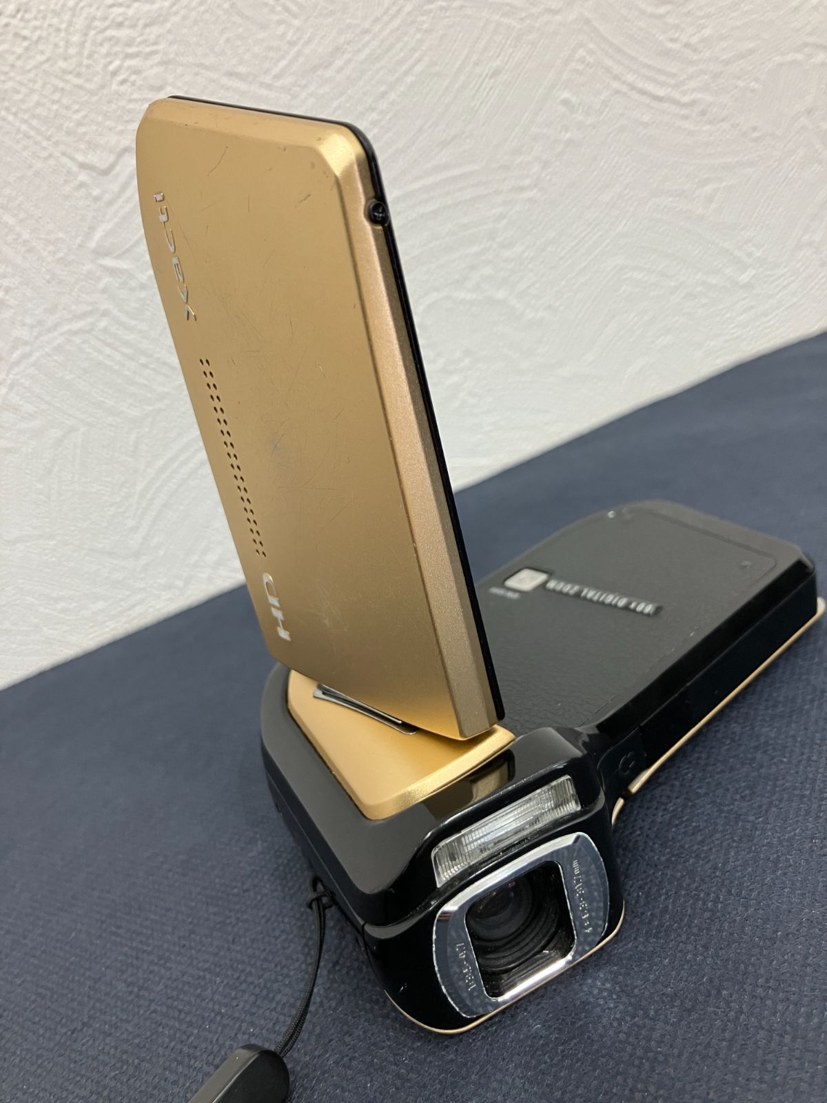 ジャンク/動作未確認】SANYO サンヨー Xacti HD800 ゴールド - メルカリ