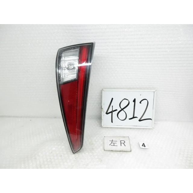30年 プリウス DAA-ZVW50 (4) 左テールランプ テールレンズ 下側 81591-47020 207476 4812