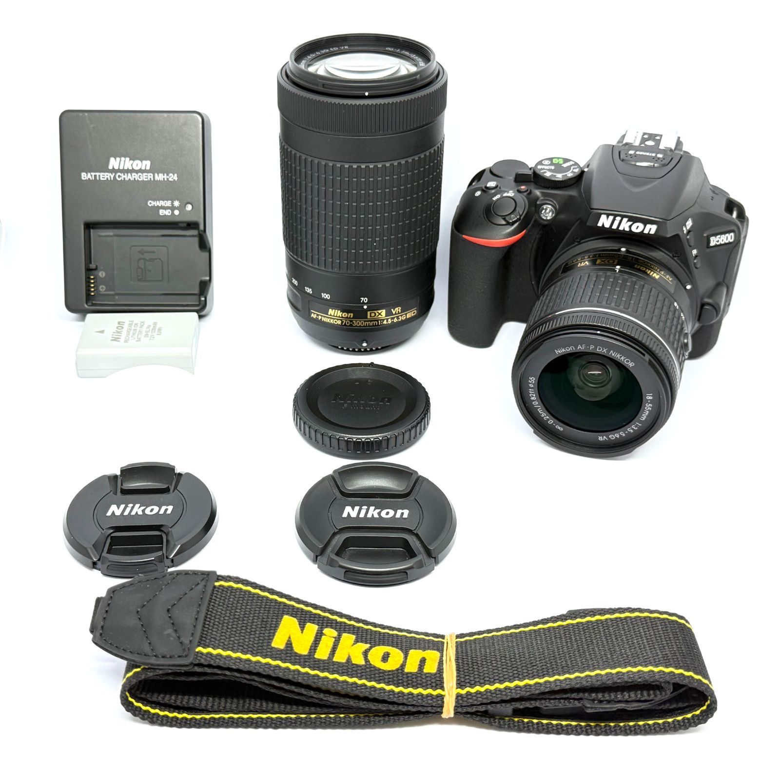⭐️Nikon D5600 デジタル一眼レフカメラ ダブルズームキット 