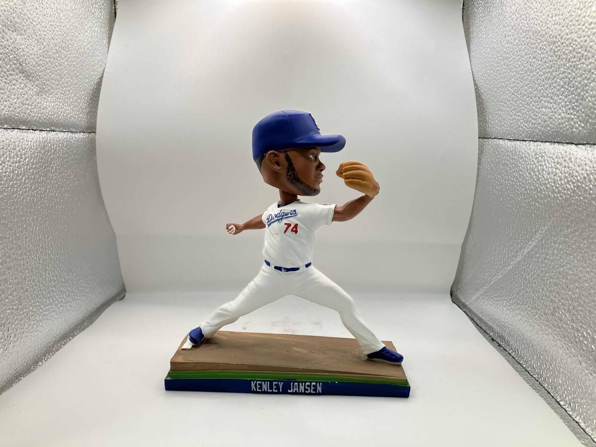 現状品 KENLEY JANSEN ボブルヘッド人形 - メルカリ