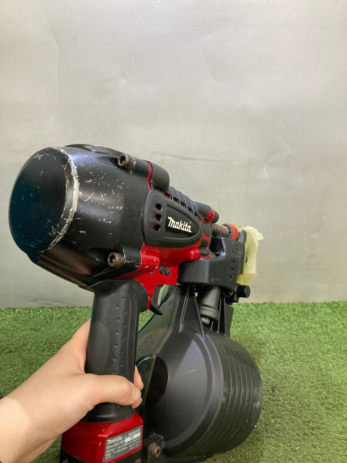 中古品】【0921】☆makita(マキタ) 90㎜高圧エア釘打機 AN900HX 