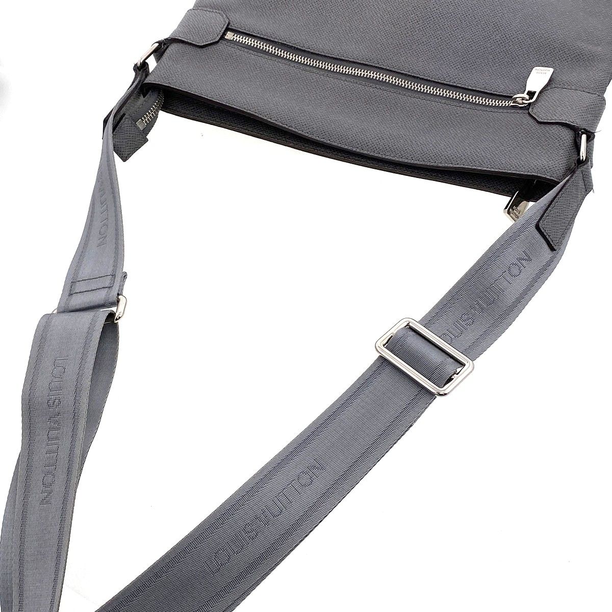 LOUIS VUITTON ルイ・ヴィトン サシャ ショルダーバッグ M32630 メンズ