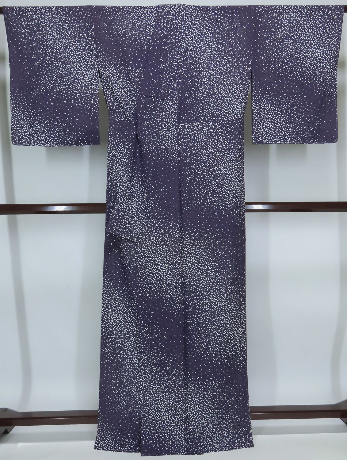 夏物　絽小紋　正絹　深紫　裄63cm　身丈160cm　未使用　3508eall 夏物 絽小紋 正絹 深紫 裄63cm 身丈160cm 未使用 3508eall - メルカリ