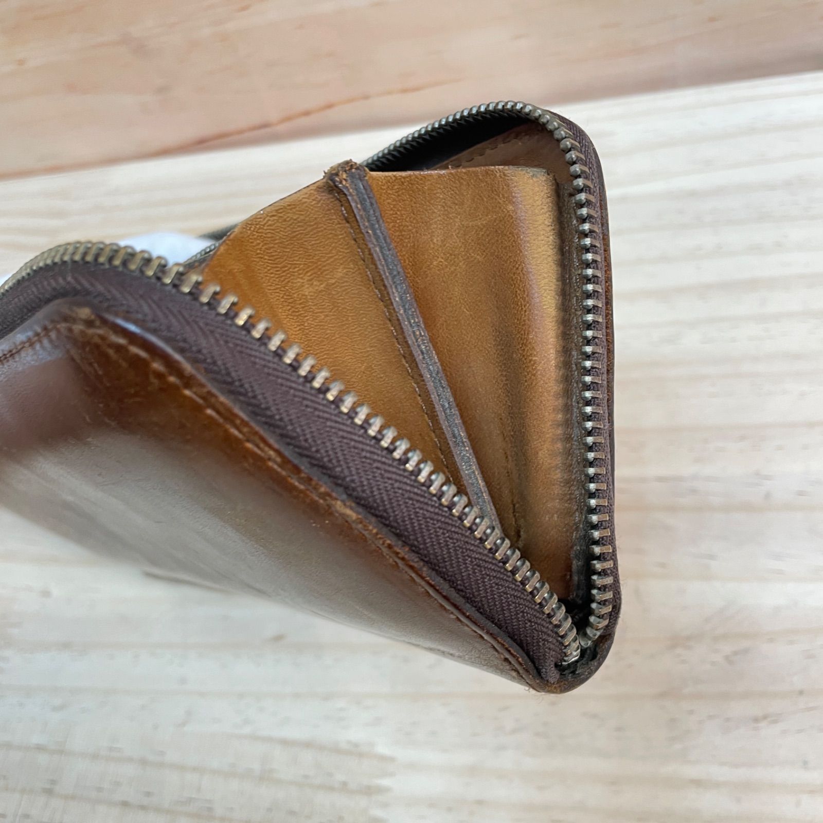 HTC バイカーズウォレット 本革 長財布 レザースタッズウォレット