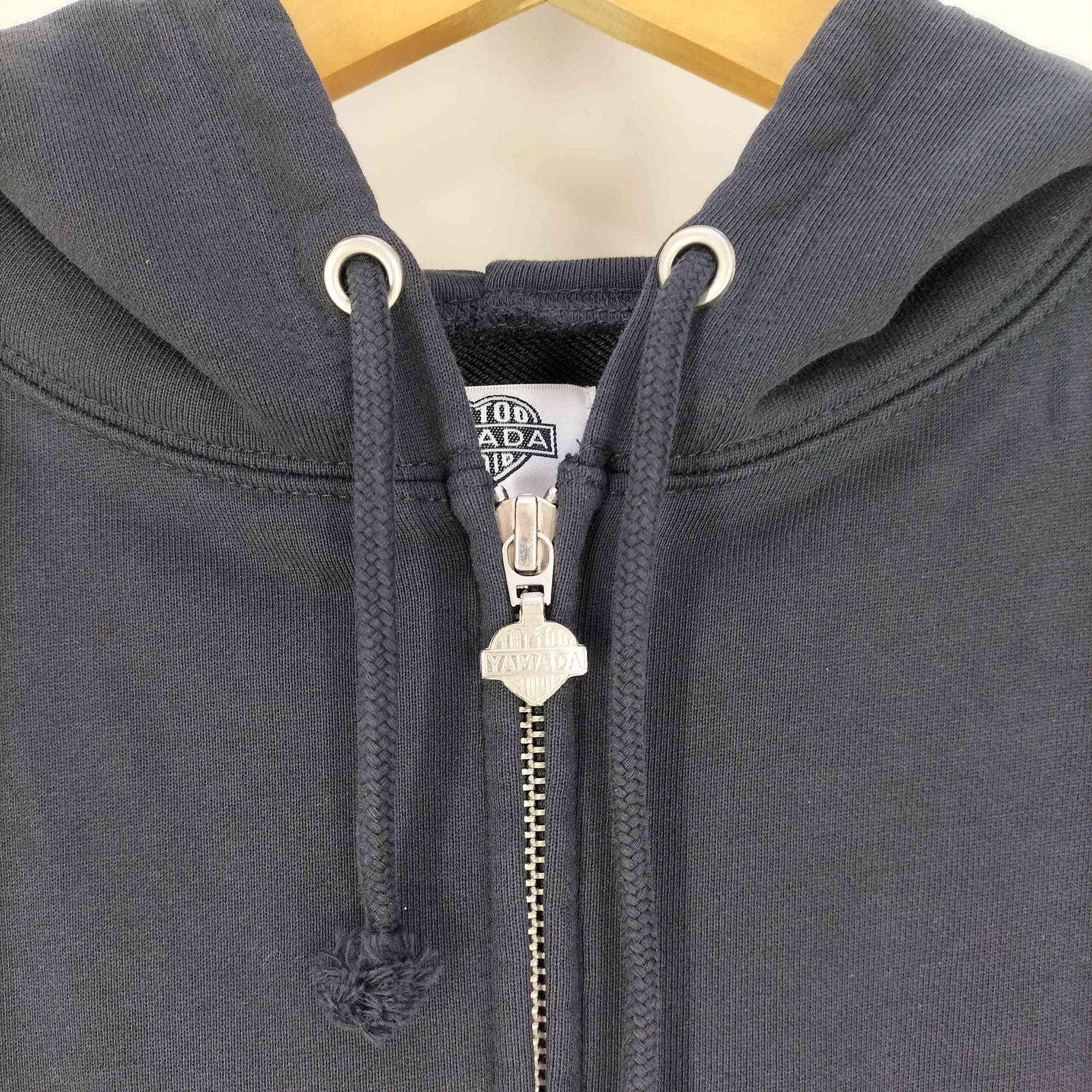 タトゥースタジオヤマダ ジップアップパーカー L 中古・古着通販】TATTOO STUDIO YAMADA (タトゥースタジオヤマダ